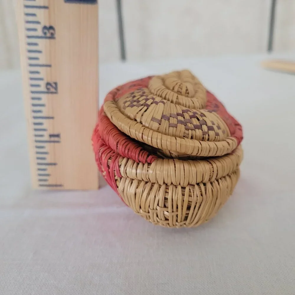 Woven Trinket Jewlery Baskets 2 Small Vintage Handmade